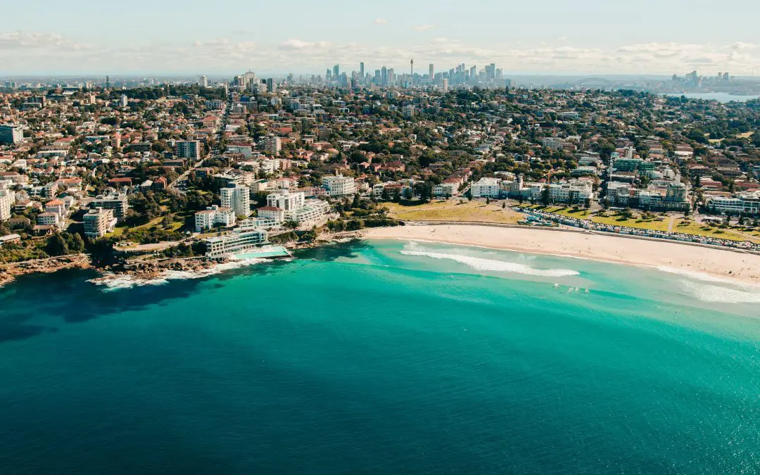 Thinking of Moving to Australia or New Zealand? Head Immigration Can Help – Whatever Your Profession